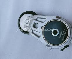 Натяжное приспособление ремня 611600060025 WP10 OEM